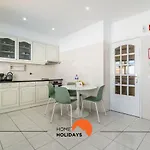 #072 Spacious Perfect Algarve Villa Albufeira