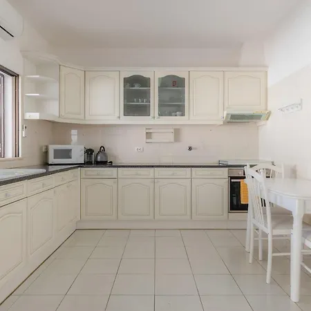 #072 Casa Longa By Holidays * Albufeira