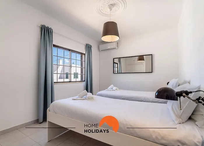 #072 Spacious Villa Perfect Algarve *