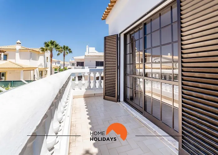 #072 Casa Longa By Holidays 빌라